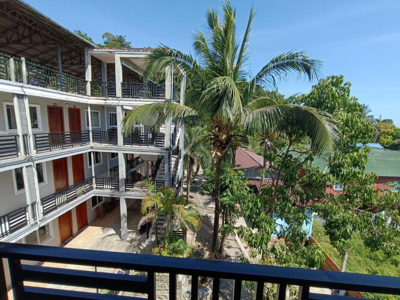 Roomy Guesthouse Kaoh Touch Bagian luar foto